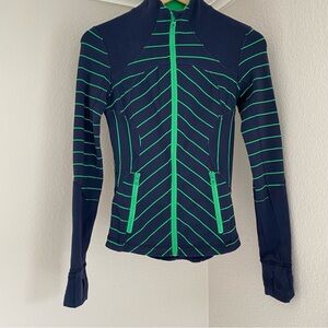 Lululemon Forme Jacket Cuffins in Slalom Stripe Inkwell/ Inkwell Size 2
